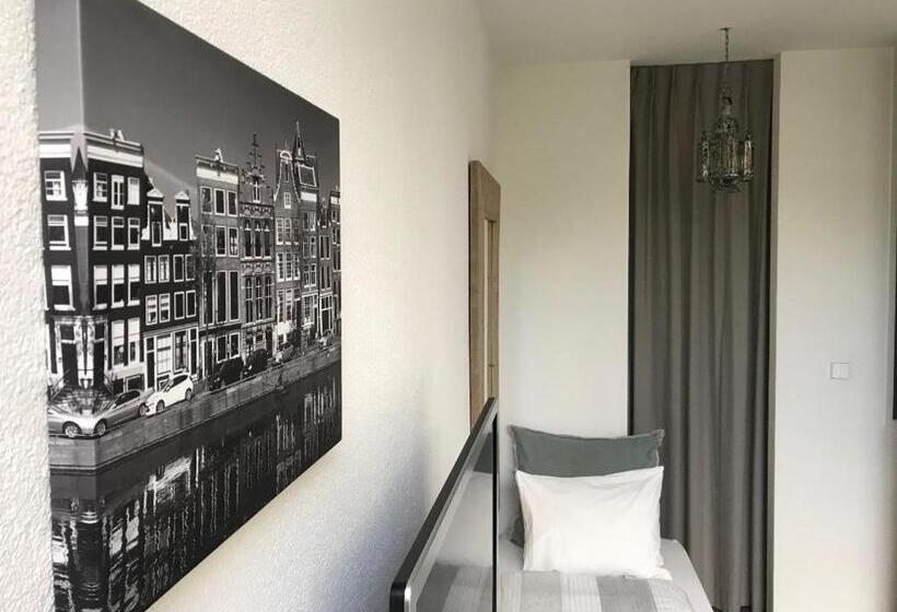 تختخواب و صبحانه Villa Yburg