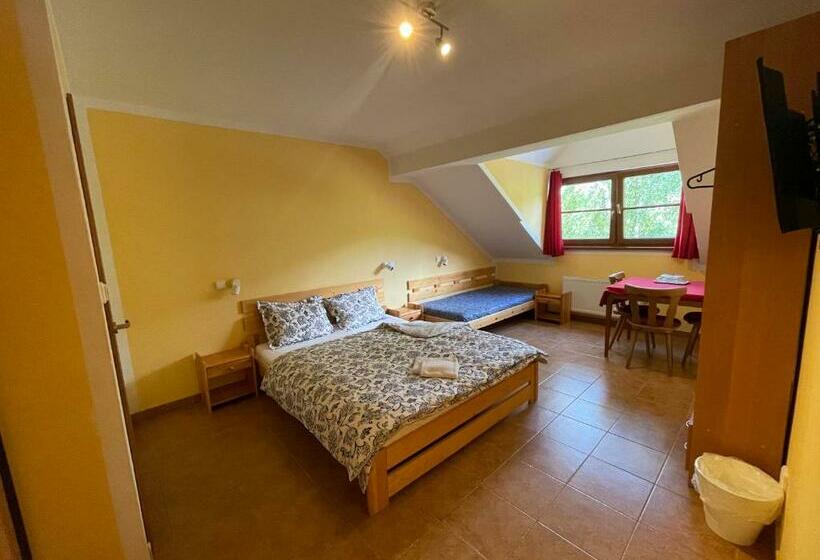 ホテル Chata Ramzovské Sedlo