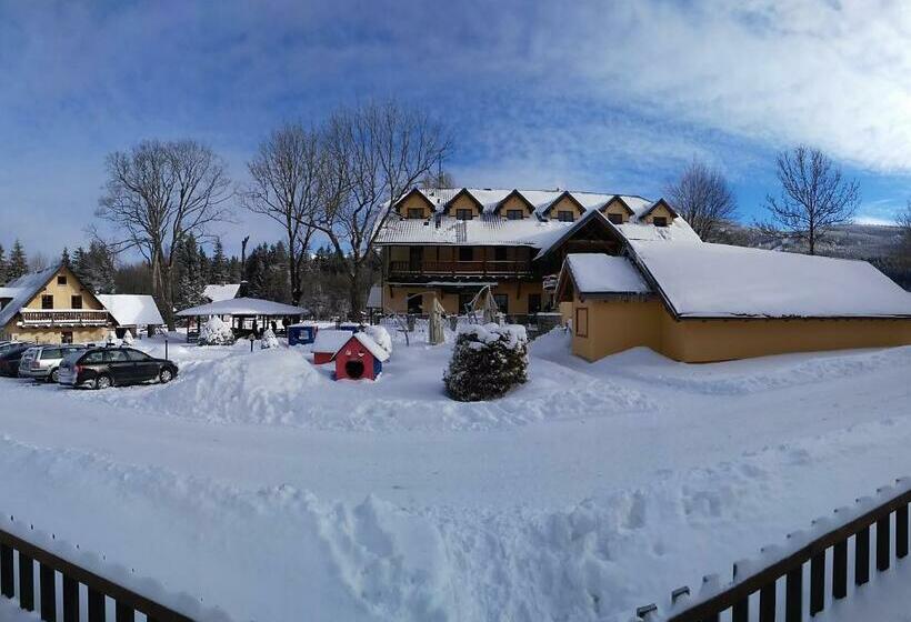 ホテル Chata Ramzovské Sedlo