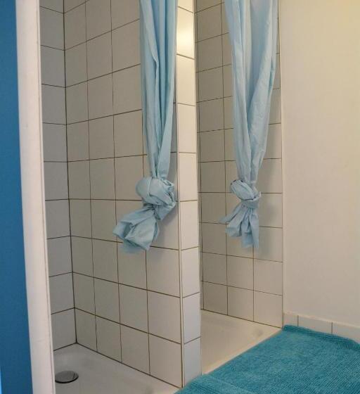 فندق Le Fagotin   Youth Hostel