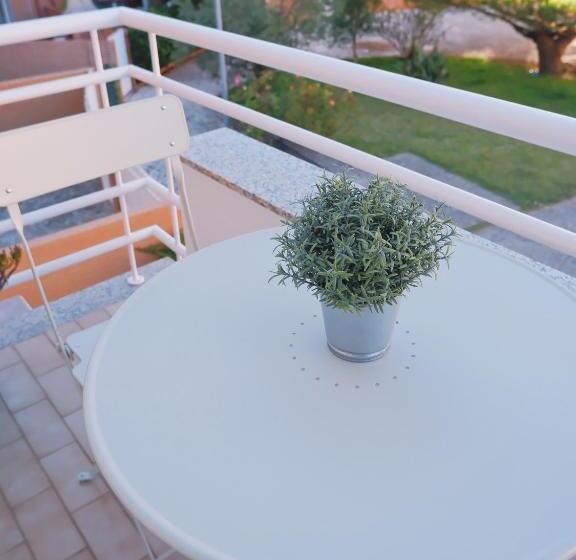 Пансион 44 Forty Four Coast   Espinho