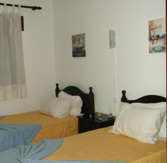 פנסיון Alojamento Local Boavistense