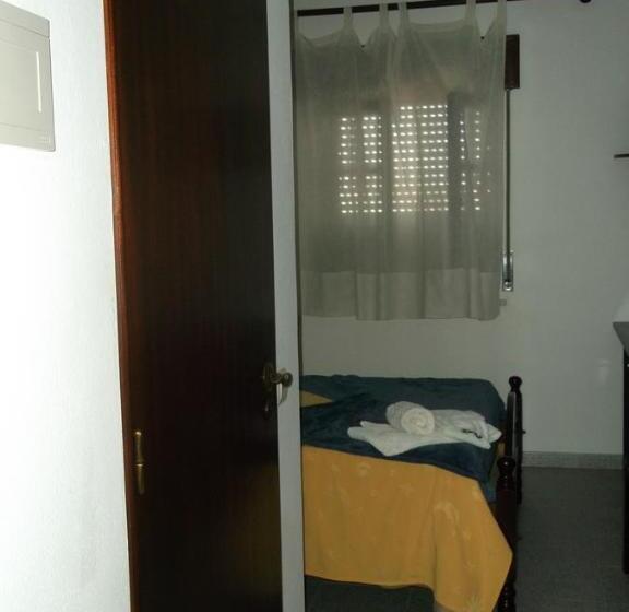 פנסיון Alojamento Local Boavistense