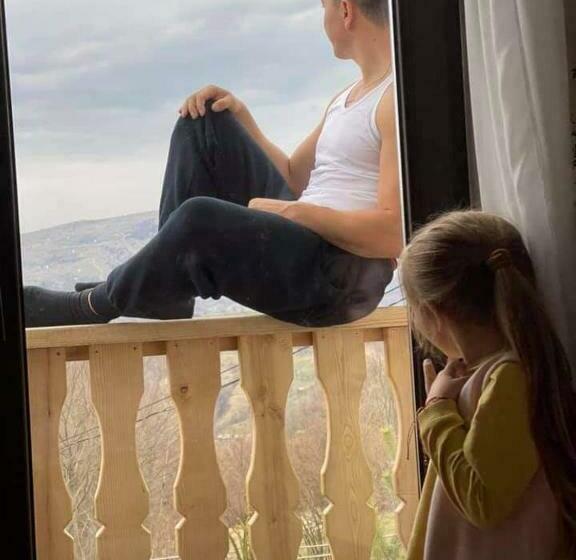 פנסיון Alpina Panoramic