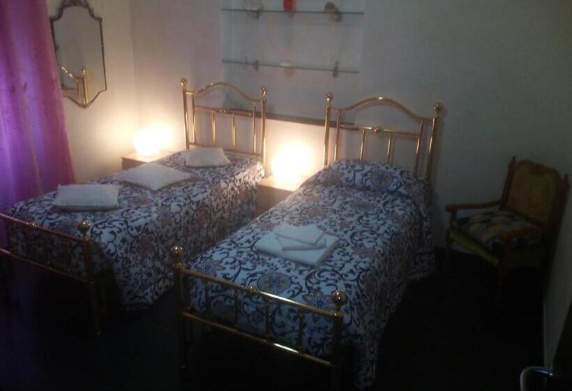 Pension (Hôtel basse catégorie) Casa Mama Guesthouse