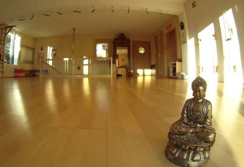 膳宿费 Centre Viayoga