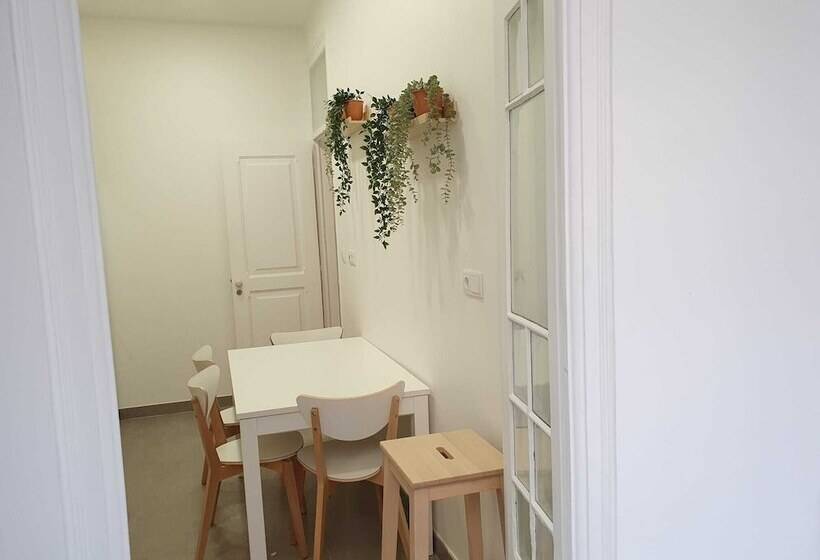 پانسیون Estrela Charming Rooms By Host Point