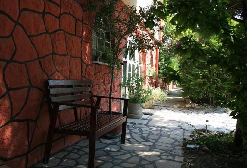 بنسيون Fontana Vendégház