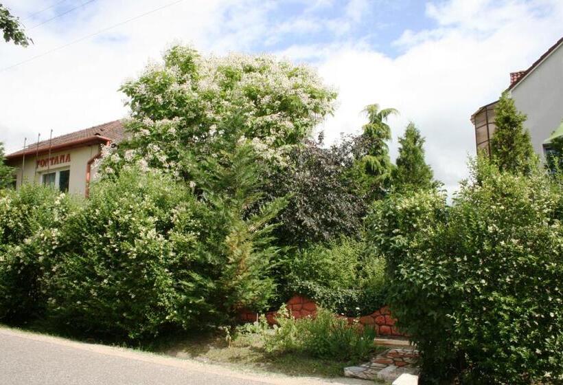 بنسيون Fontana Vendégház