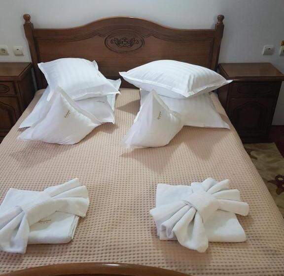 پانسیون Grandemi Belvedere Bucovina