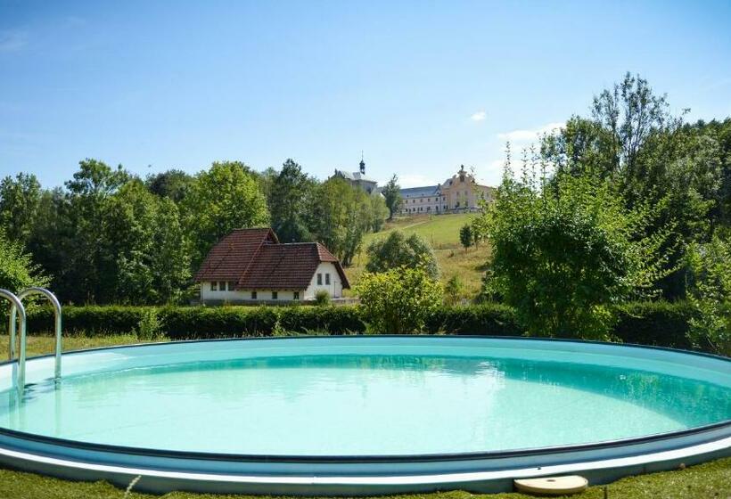 ペンション Guest House Kuks