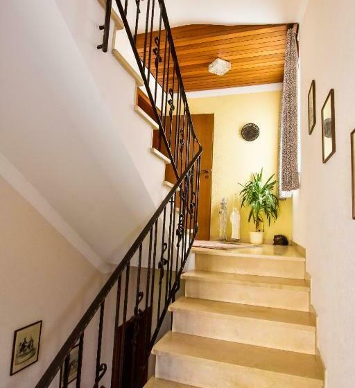 بنسيون Haus Eyers