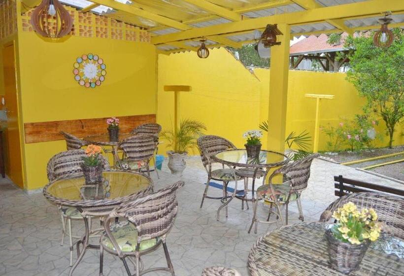 פנסיון Hospedaria Solar De Morretes