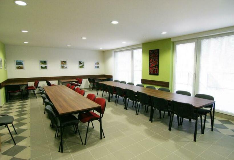 膳宿费 Penzión Nadka