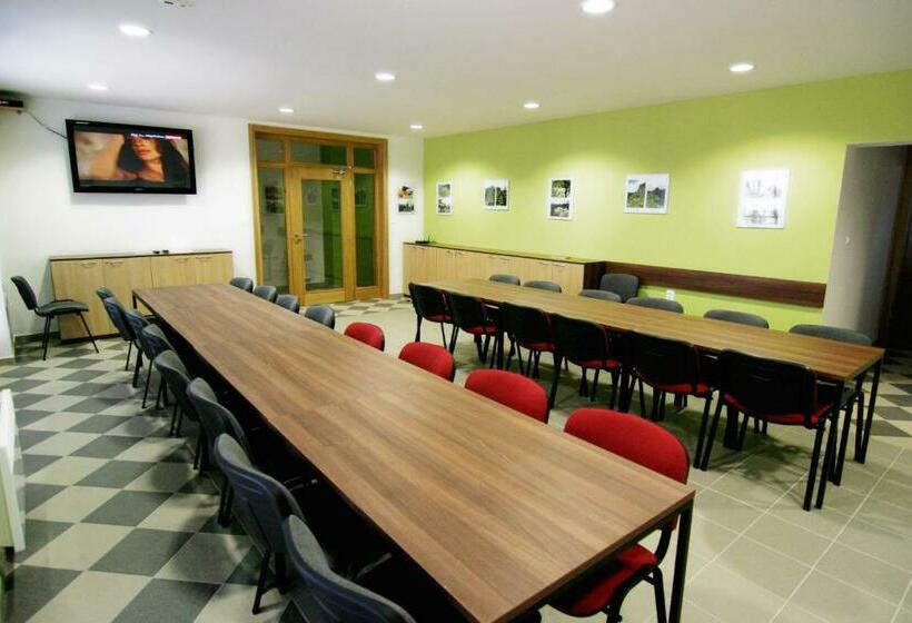 膳宿费 Penzión Nadka