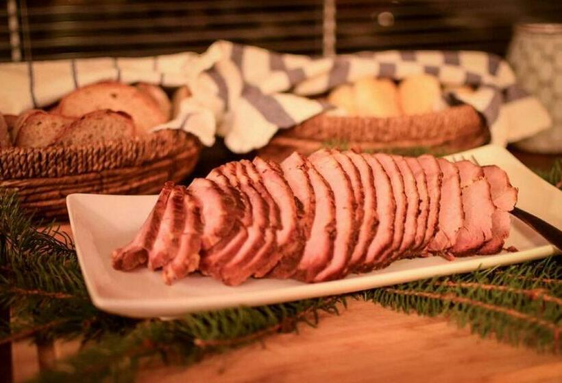 بنسيون Penzion Kolovna