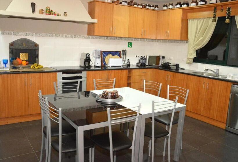 Пансион Quinta De Santana   Queimadas