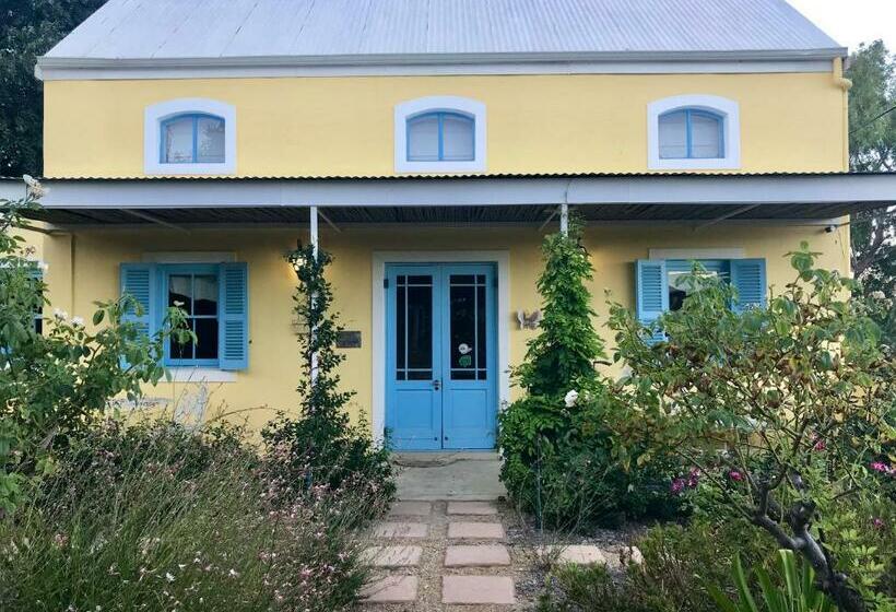 بنسيون Shades Of Provence