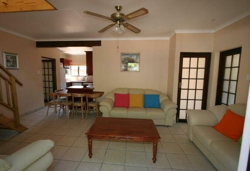 بنسيون The Hooting Owl