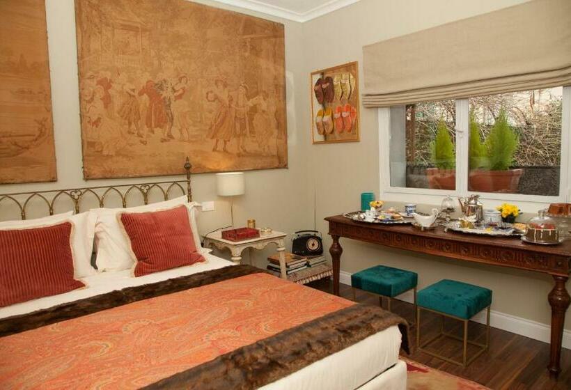 پانسیون Villa Di Malpasso