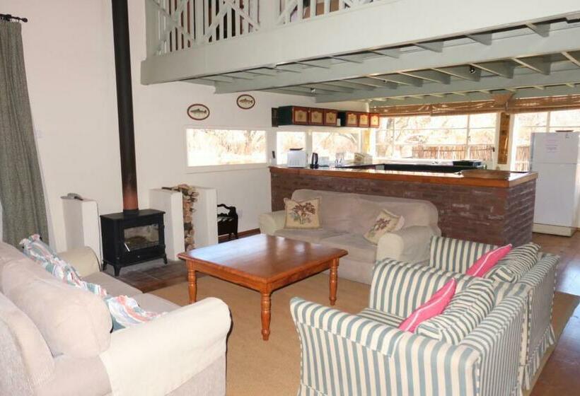 אתר נופש Mkomazana Mountain Cottages