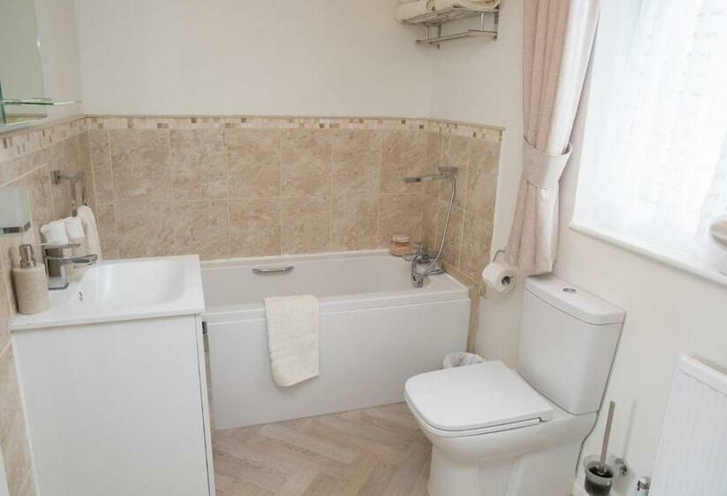 The Cottage Tea Room B&b