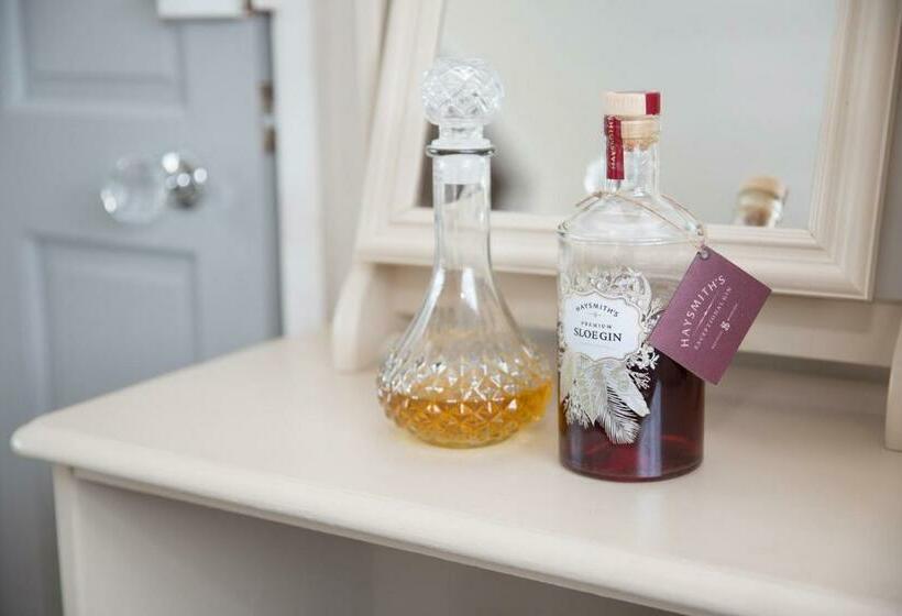 The Cottage Tea Room B&b