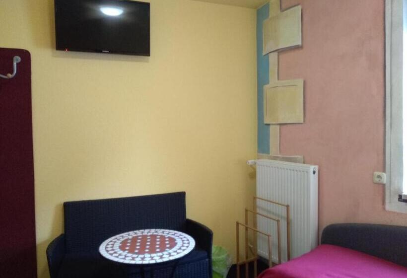 فندق صغير Ferienwohnung Direkt In Ilmenau