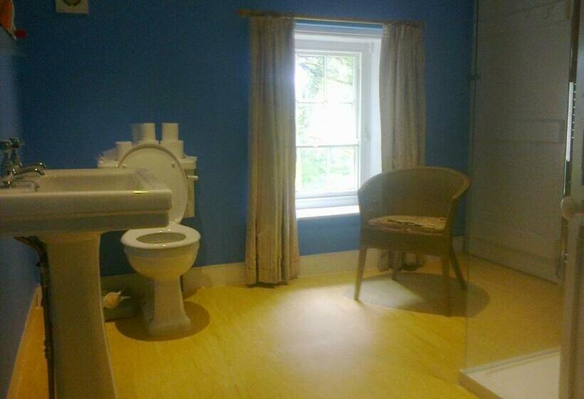 مبيت وإفطار Barmoors