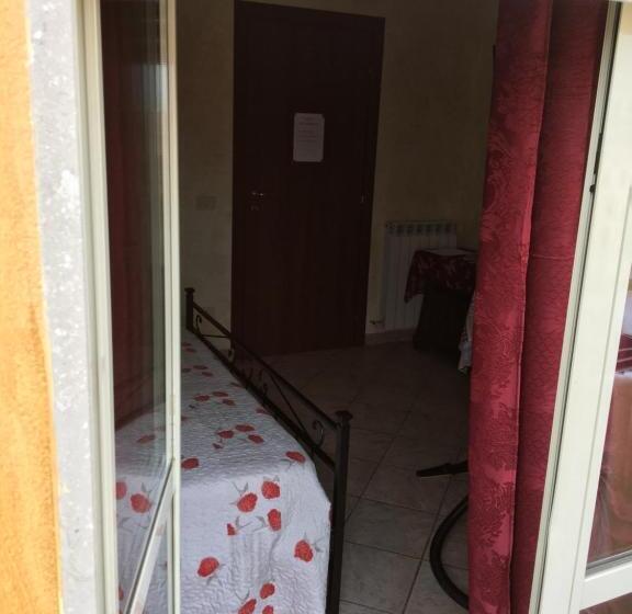 민박 Bb Smallville