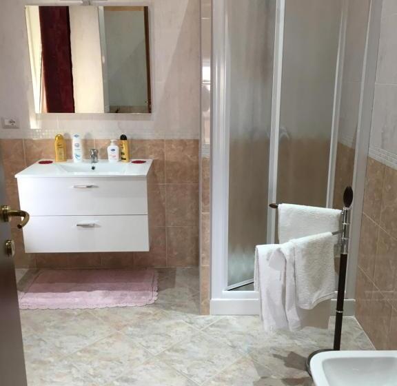 민박 Bb Smallville