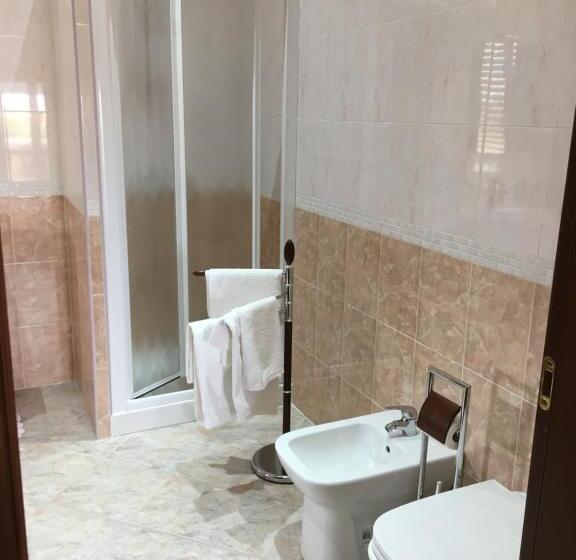 민박 Bb Smallville