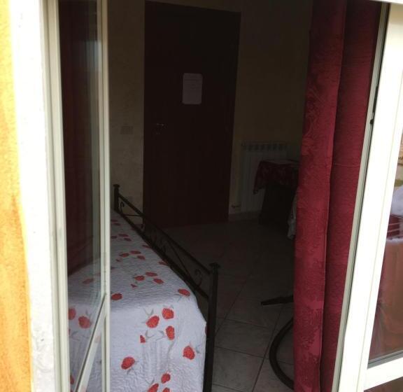 민박 Bb Smallville