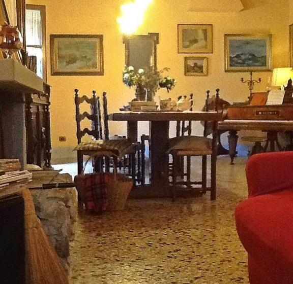 تختخواب و صبحانه Campo Alle Monache