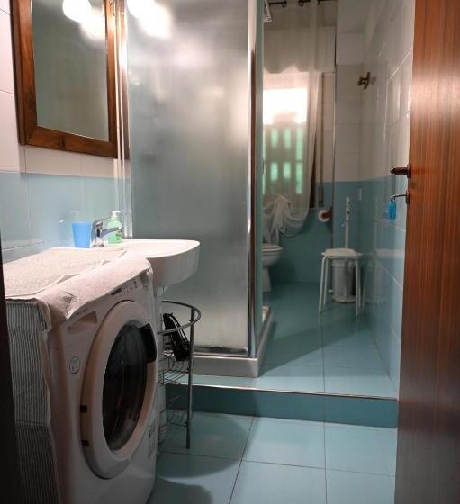 민박 Castello Di Sotto