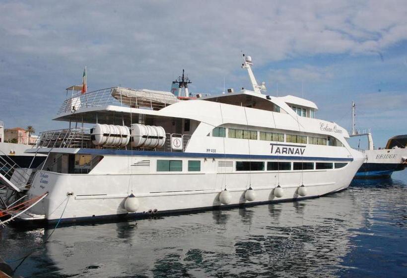 민박 Castello Di Sotto