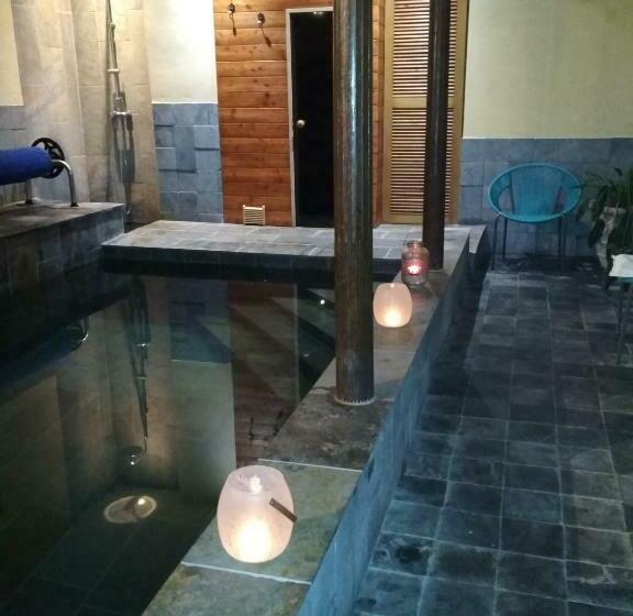 住宿加早餐 Chambre D Hôtes La Grenade Bleue