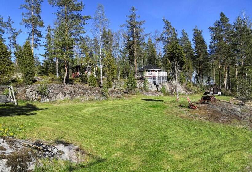 Bed and Breakfast Hostel Mansikka