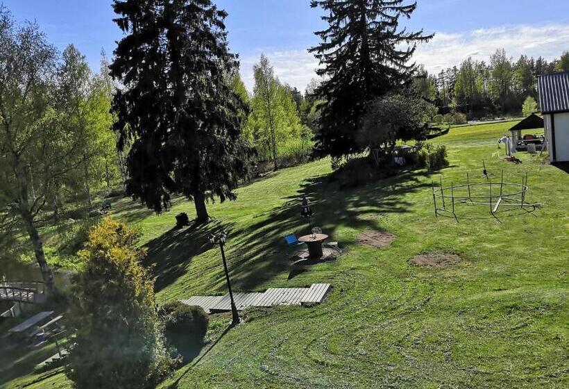 Bed and Breakfast Hostel Mansikka