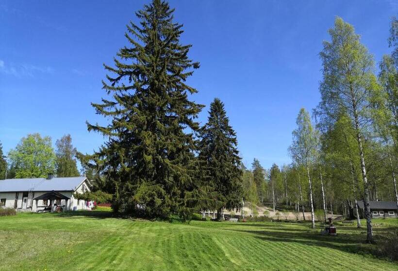 Bed and Breakfast Hostel Mansikka