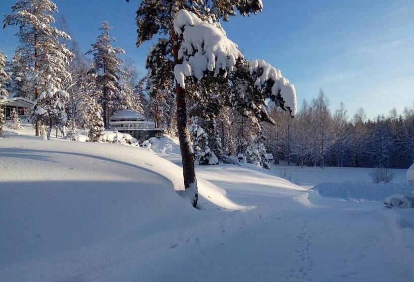 Bed and Breakfast Hostel Mansikka