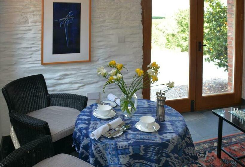 مبيت وإفطار Kerswell Farmhouse