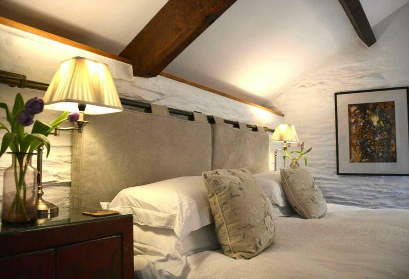 مبيت وإفطار Kerswell Farmhouse