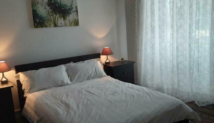 ベッドアンドブレックファースト La Cour