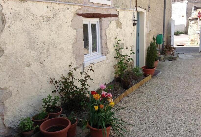 ベッドアンドブレックファースト La Cour