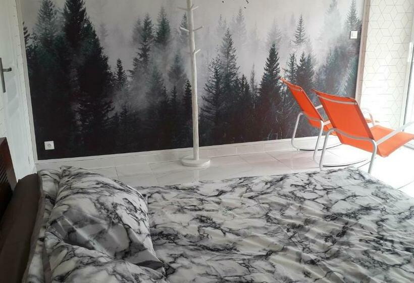 مبيت وإفطار La Petite Bérais