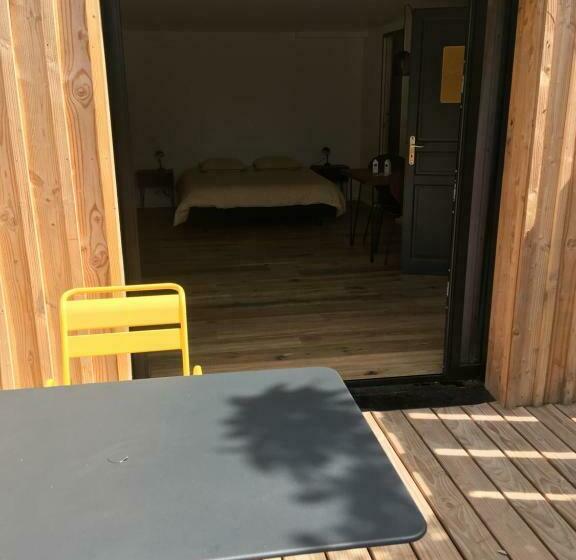 住宿加早餐  Les Chambres D Hôtes De Bordustard