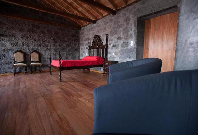 Bed and Breakfast Pico Da Saudade