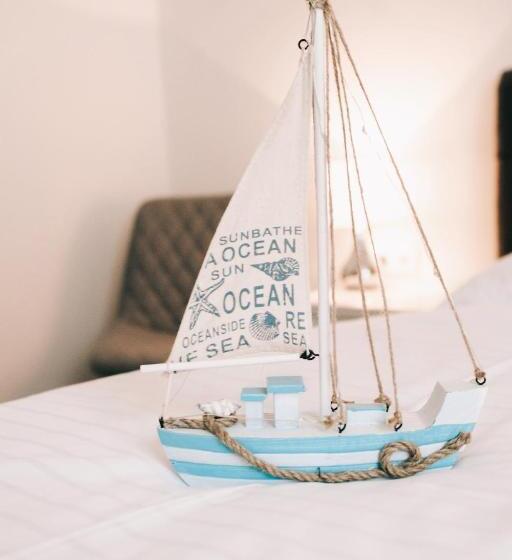 민박 Rooms 73   Helga Bartos