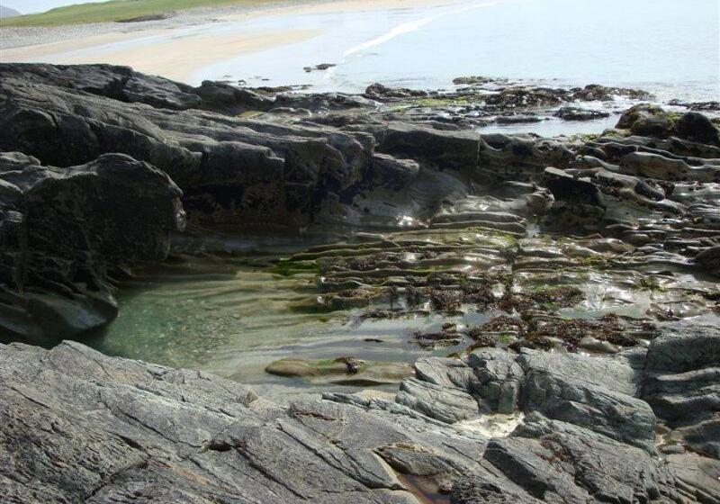 민박 The Three Arches